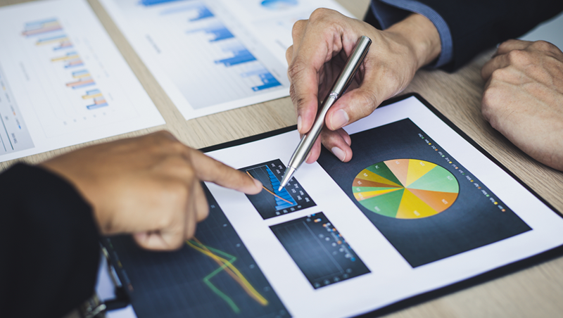 Discussing business structure for limousine industry