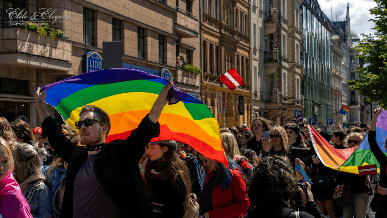 How To Privately Arrange Limo Rental for San Francisco Pride Parade & Festival